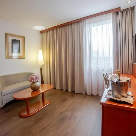 Perla, & Entertainment Hotel Nova Gorica