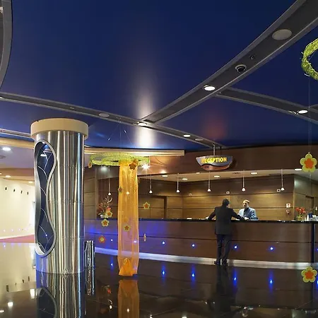 Hotel Perla, & Entertainment