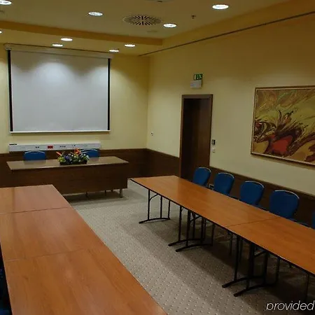 Hotel Perla, & Entertainment 4*