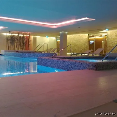 Perla, Resort&entertainment