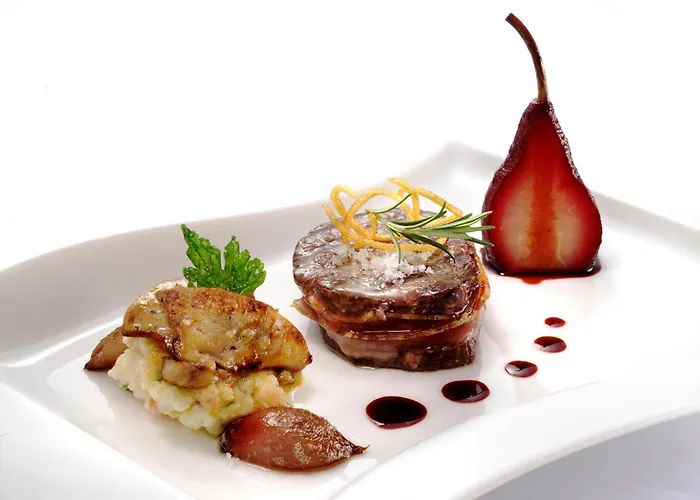 Perla, & Entertainment 호텔 노바고리차