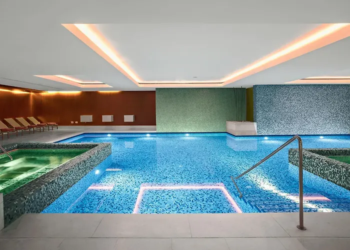 Hotel Perla, & Entertainment