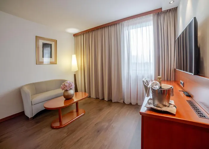 Perla, & Entertainment Hotel Nova Gorica