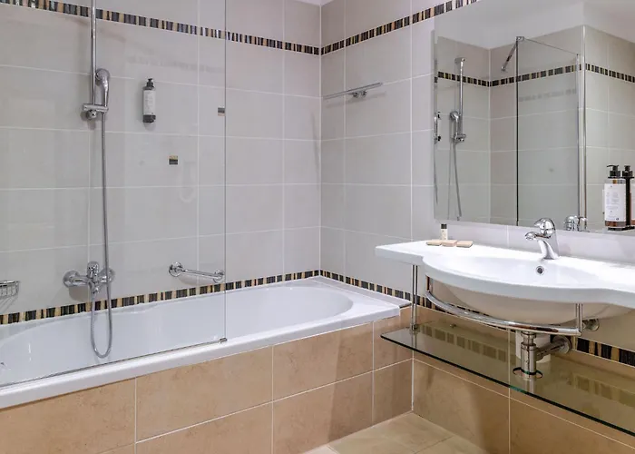 호텔 Perla, & Entertainment 노바고리차