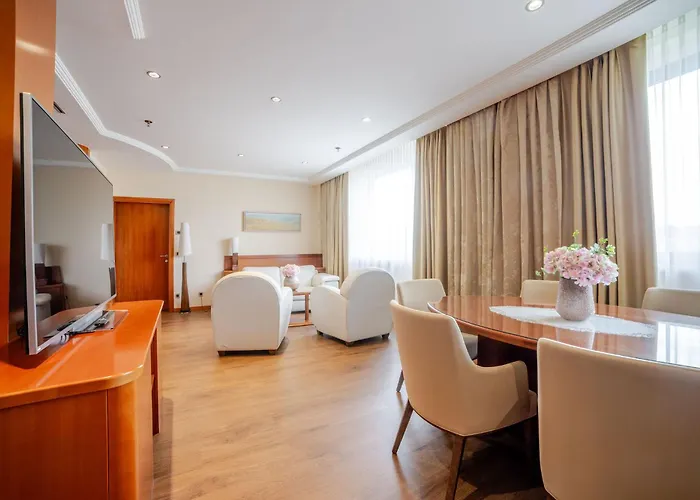 Hotel Perla, & Entertainment