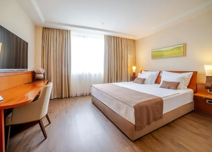 Hotel Perla, & Entertainment 4*