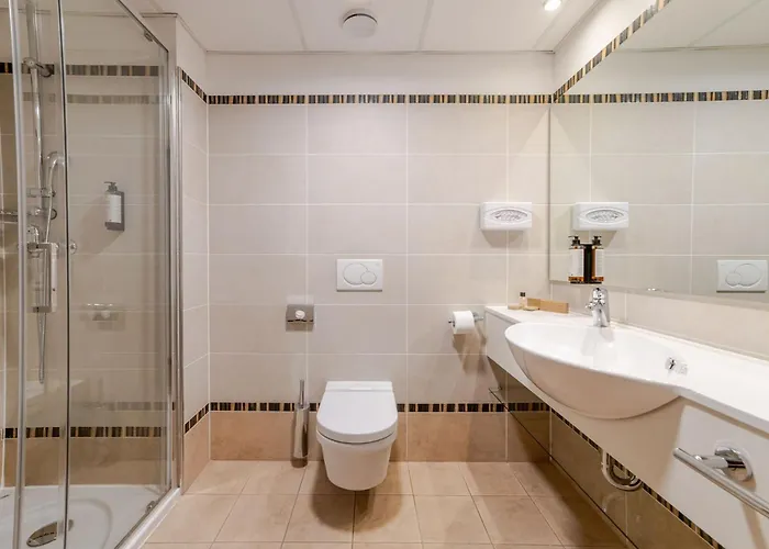 Perla, & Entertainment 호텔