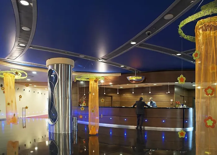 Hotel Perla, & Entertainment