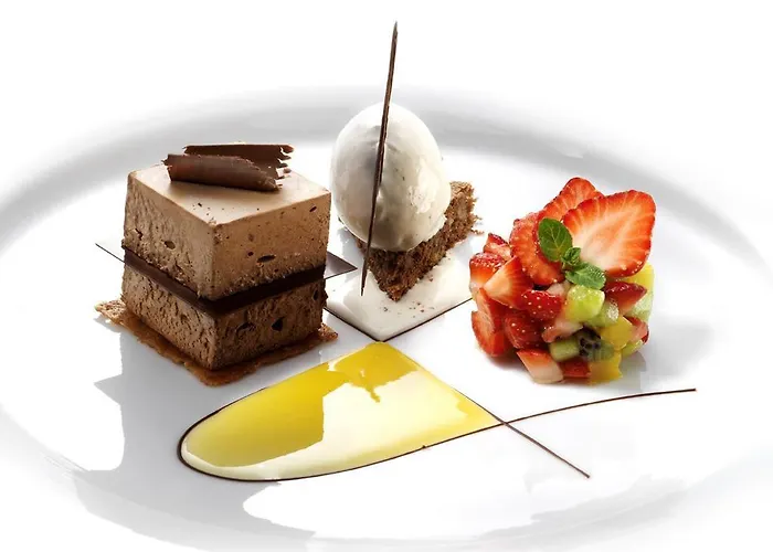 Perla, & Entertainment 호텔 노바고리차