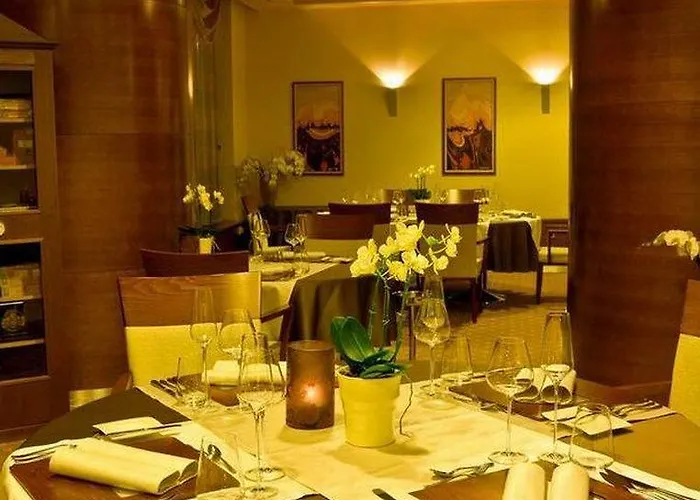 Perla, & Entertainment Hotel 4*