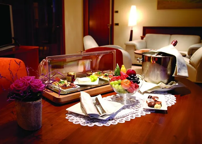 Hotel Perla, & Entertainment