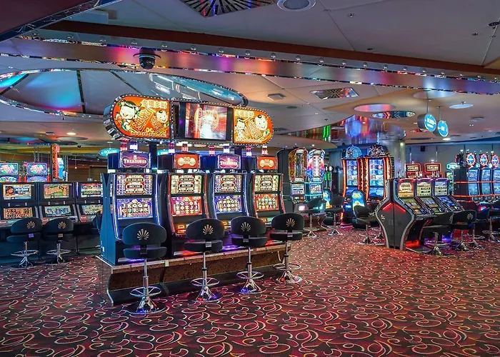 Perla, & Entertainment 4* 노바고리차